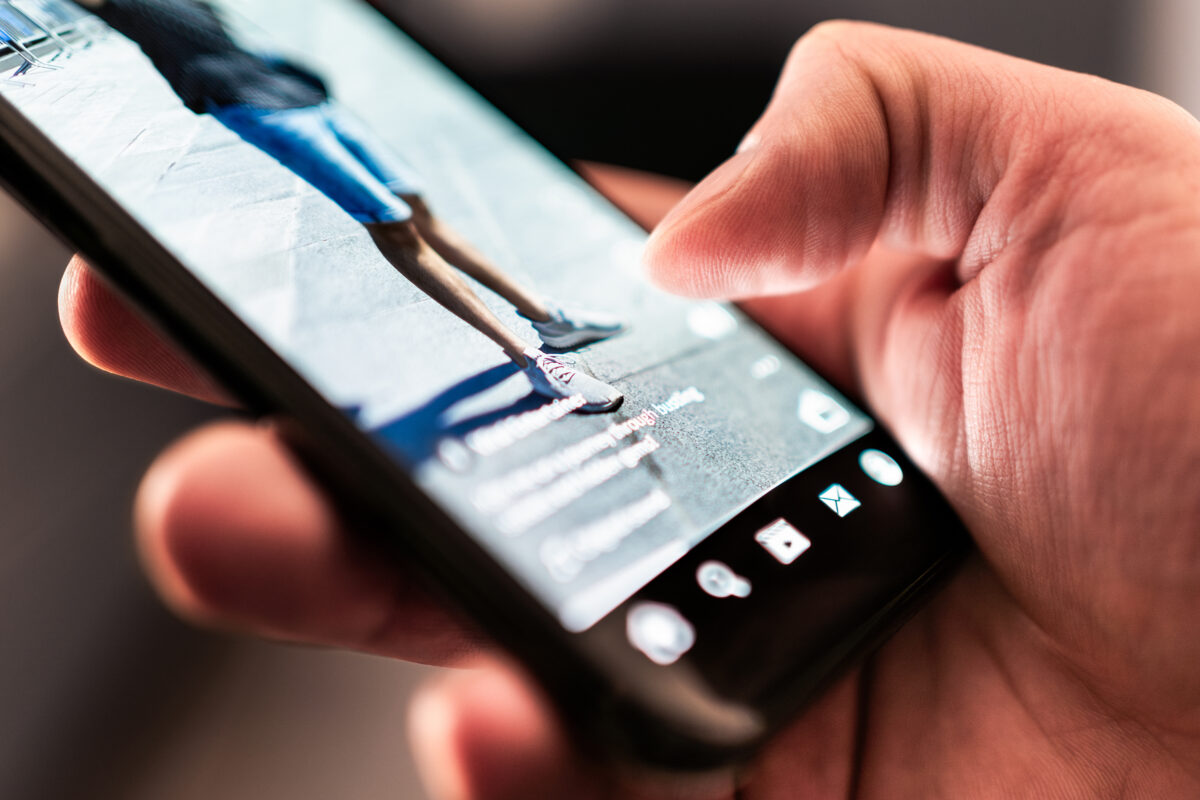 How AI Is Changing Google Ads and Meta Ads: Why Strategy Still Matters